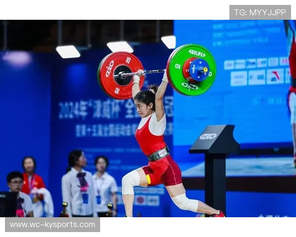 世界举重巡回赛中国选手在恢复与营养上形成新方案 世界举重巡回赛中国选手在恢复与营养上形成新方案